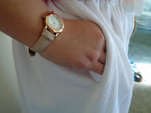 Cargar imagen en el visor de la galería, Shabat “Garment of Praise” Israelite Princess Garments