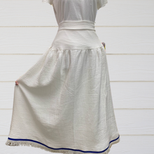 Cargar imagen en el visor de la galería, Hebrew Gauze Skirt with Fringes, Israelite Garments, Fringes
