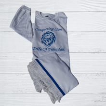 Cargar imagen en el visor de la galería, Hebrew T-Shirt with fringes, Israelite Shirts with Fringes, Fringes
